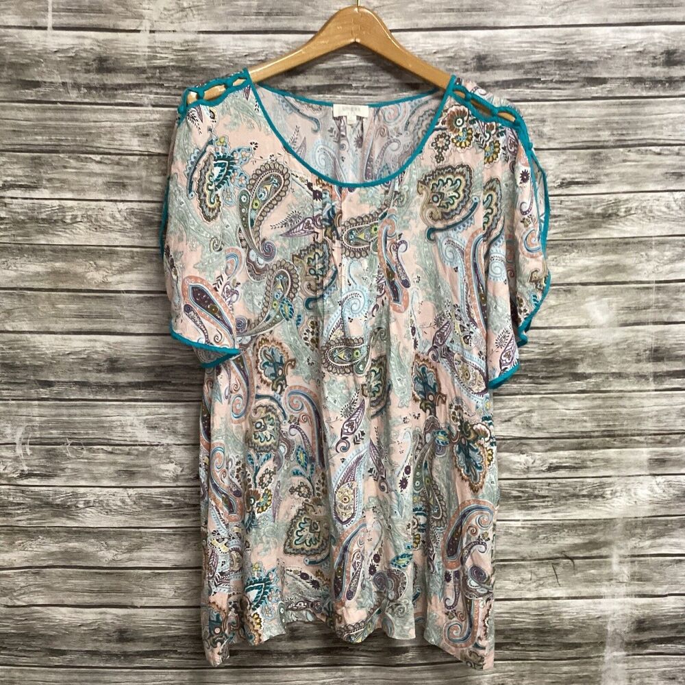 Umgee USA Shirt Womens Large Pink Paisley Split Sleeve